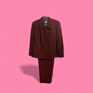 NEW 💃 Women’s Burgundy Pant Suit - Size 20W